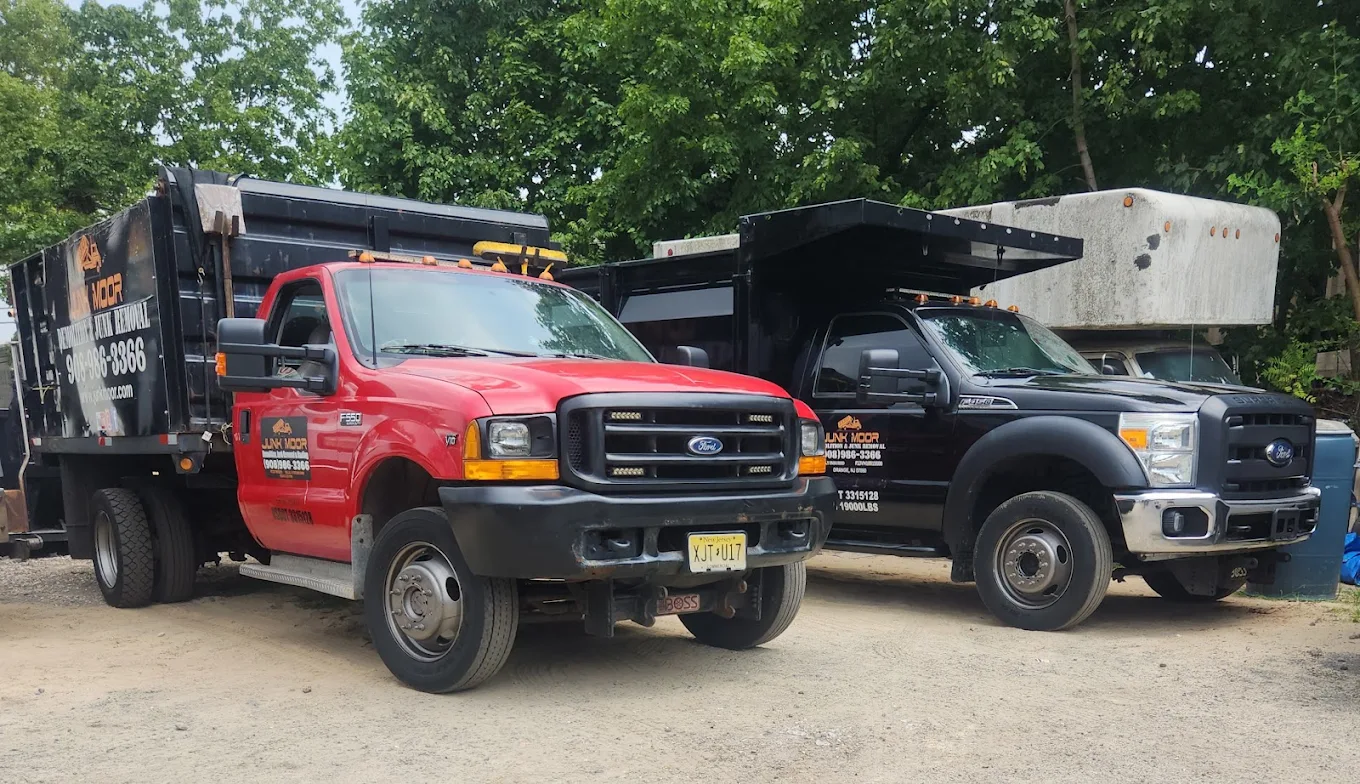 About Junk & Hauling Removal Services